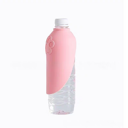 Foldable water dispenser for outdoor pets