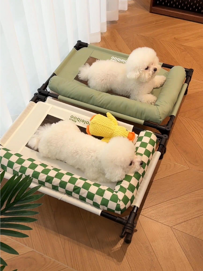 Pet high leg cot
