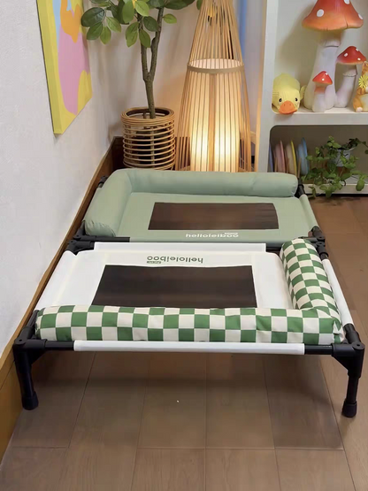 Pet high leg cot
